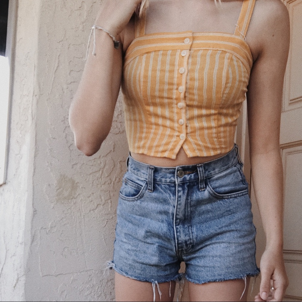 Cropped button up tank.